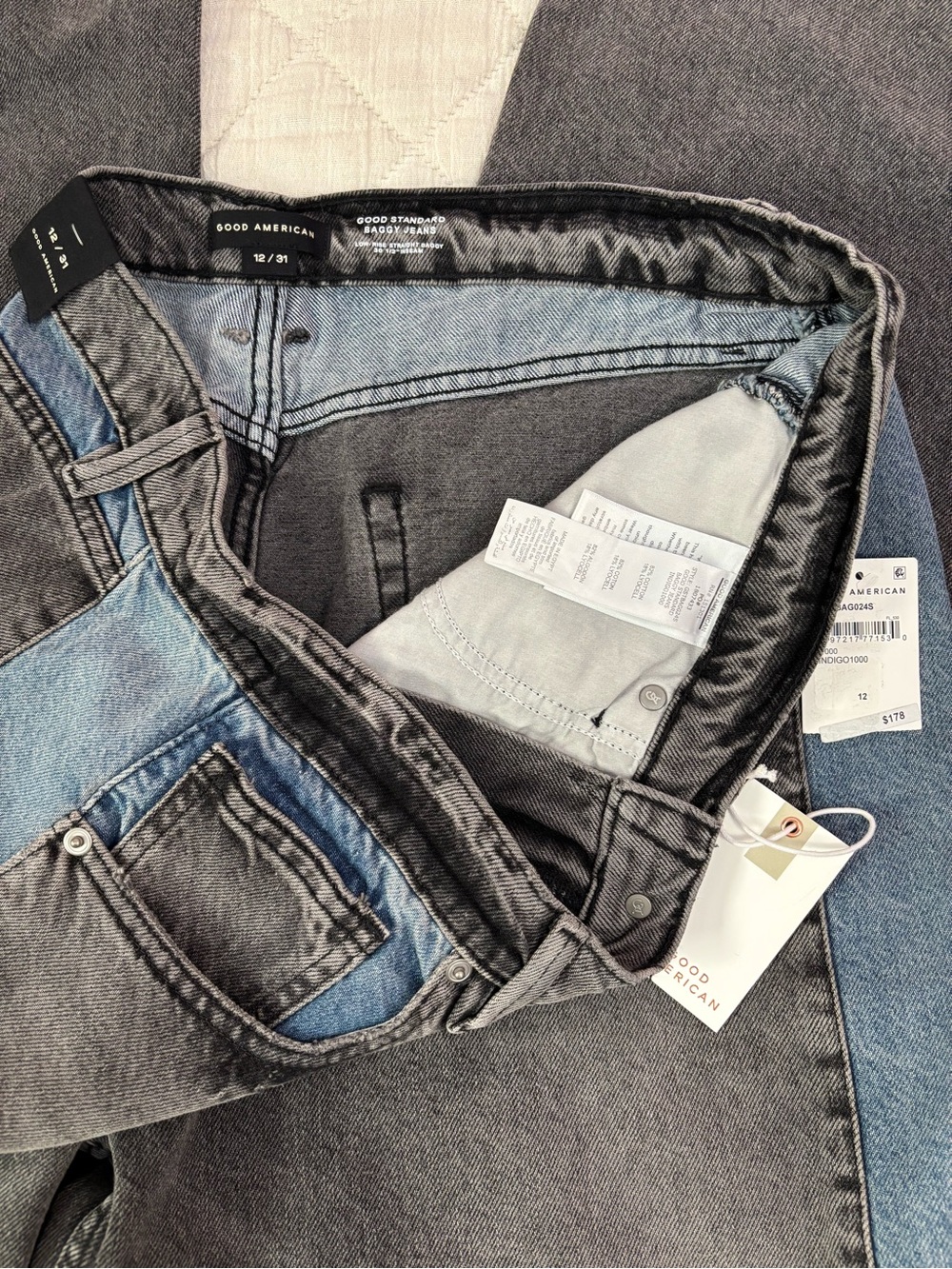 Good American Good Standard Baggy Low Rise Jeans Sz 12/31 NWT - - Picture 6 of 15